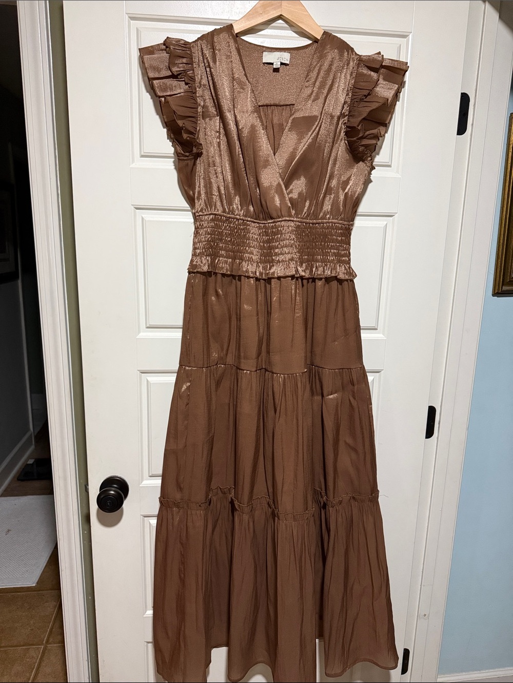 Pinch L SATIN TIERED MAXI DRESS mocha brown sateen large sheen smocked - Picture 3 of 8